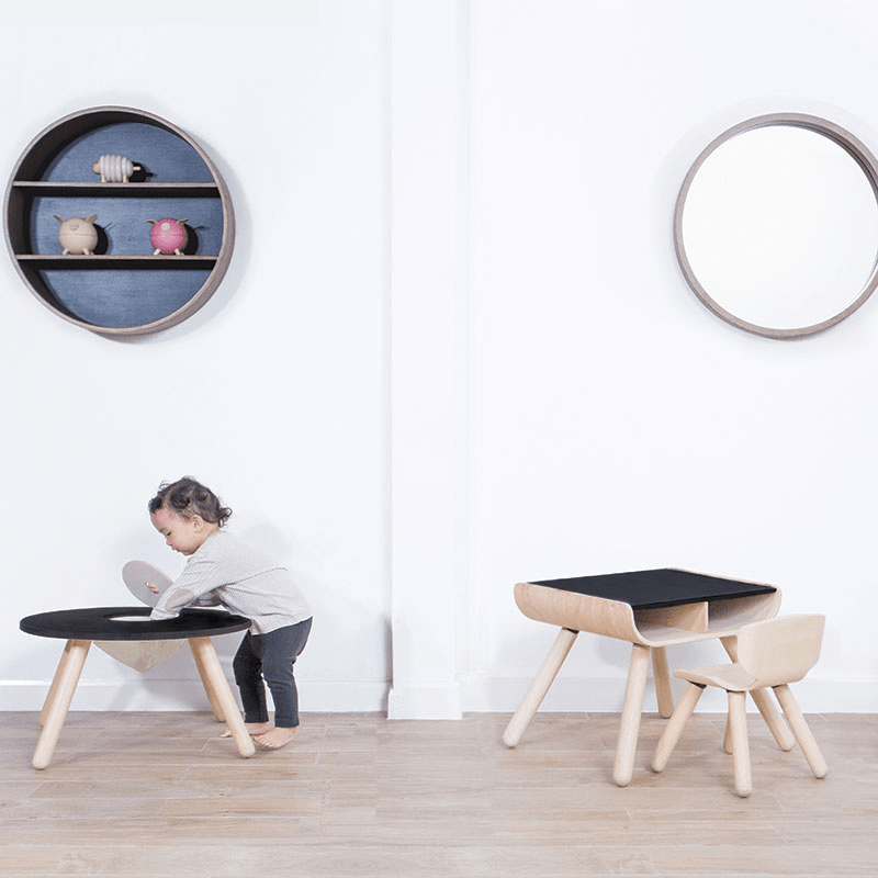 Round Table